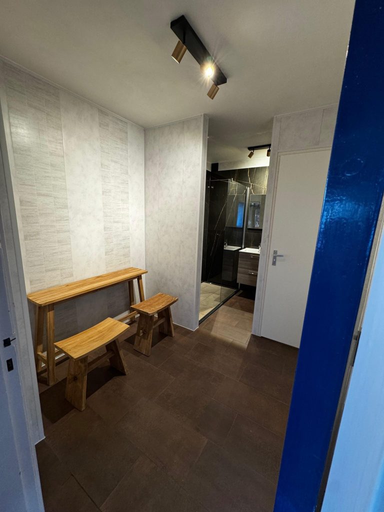 Renovatie kleedkamers scheidsrechters afgerond 1