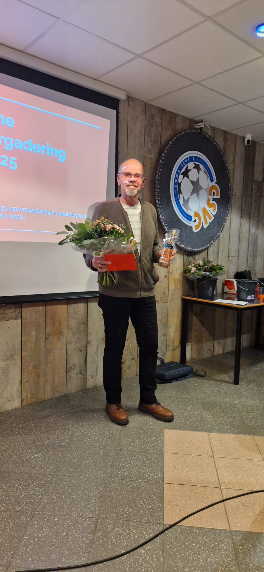 Thomas Tent draagt voorzitterschap over aan Wim Wiegmann